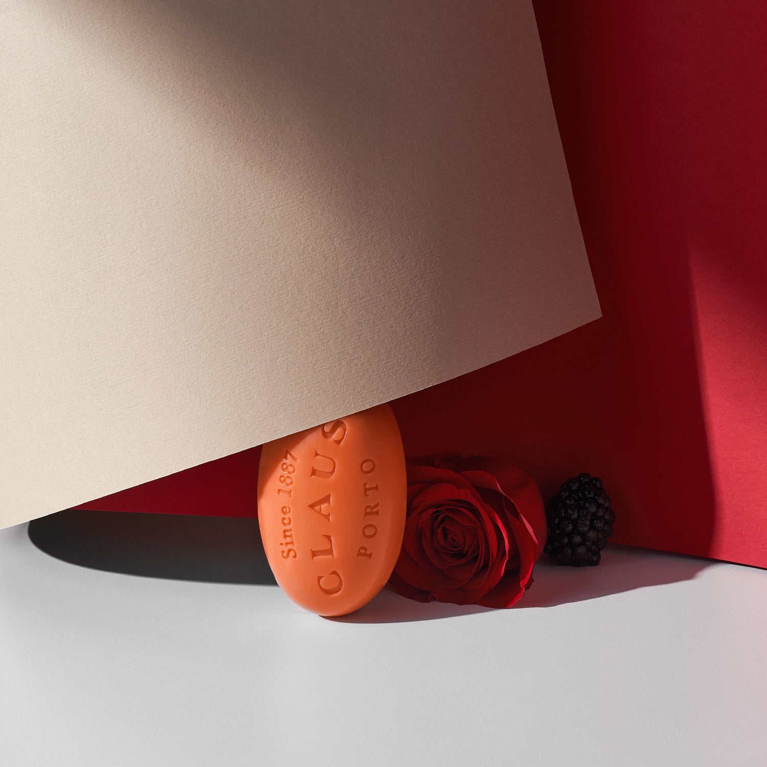 Favorito Red Poppy Soap